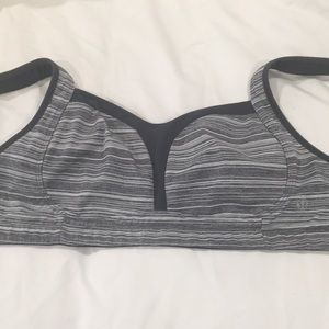 Lulu sport bra 36D